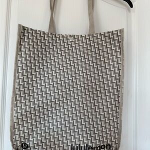 lululemon athletica Gray Tote Bag
